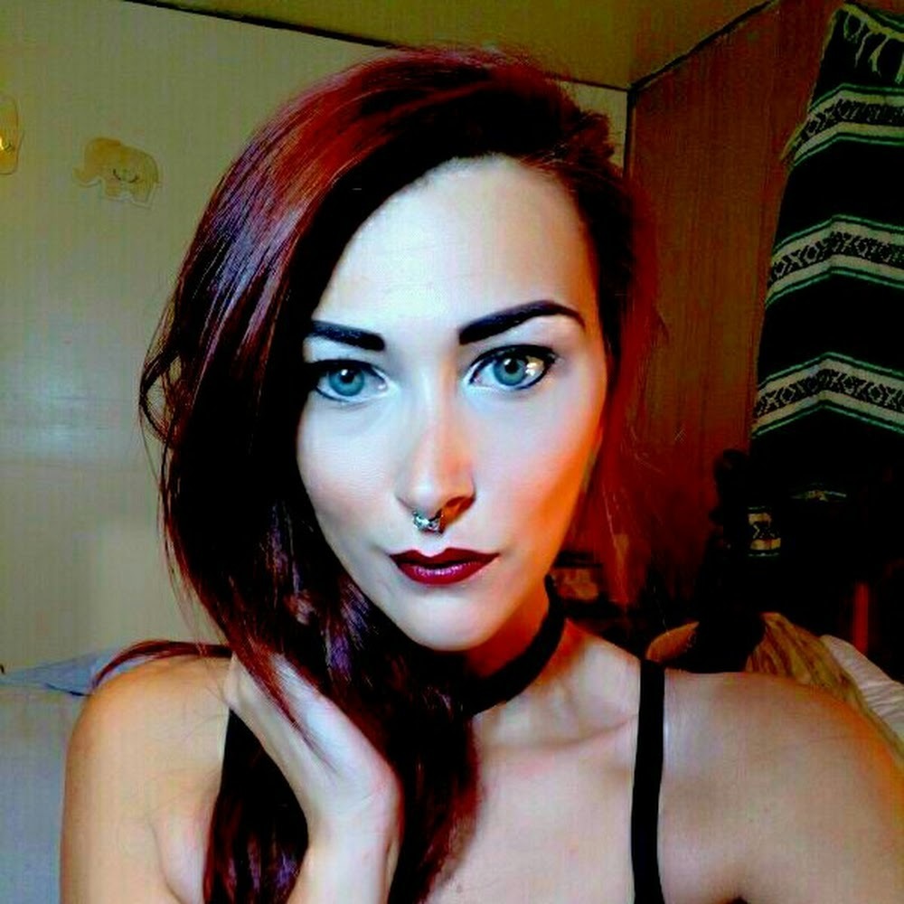 Meet your Posher, Curious